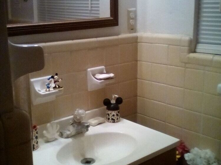 Bed and Breakfast Vacation Homestay Rental Rooms