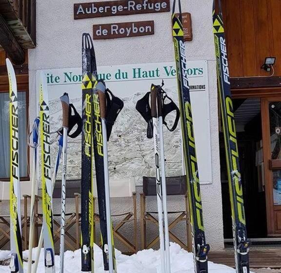 여관 Auberge Refuge De Roybon