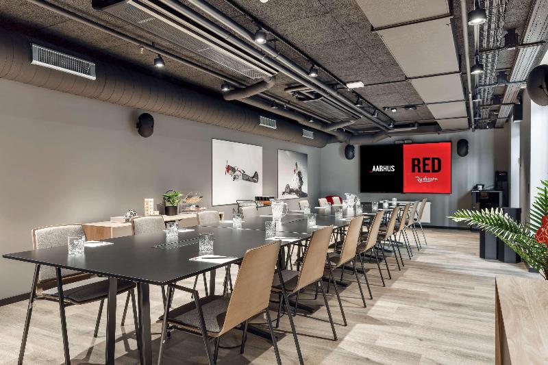 هتل Radisson Red Aarhus