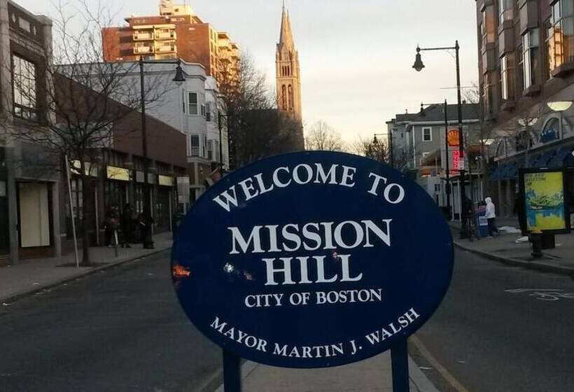 פנסיון Bedrooms Near Fenway & Downtown Boston
