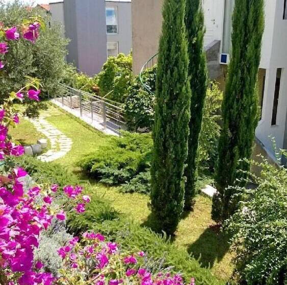 Apartment Sreta