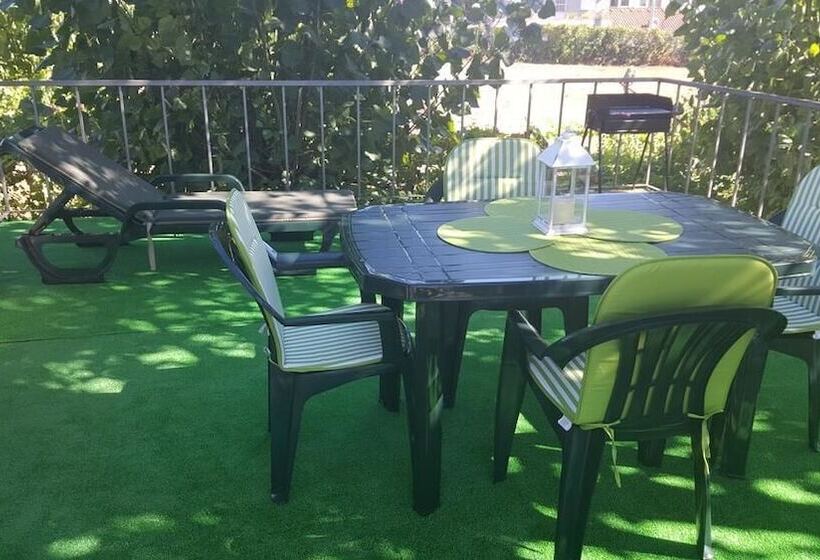 Carvalhosa Apartment