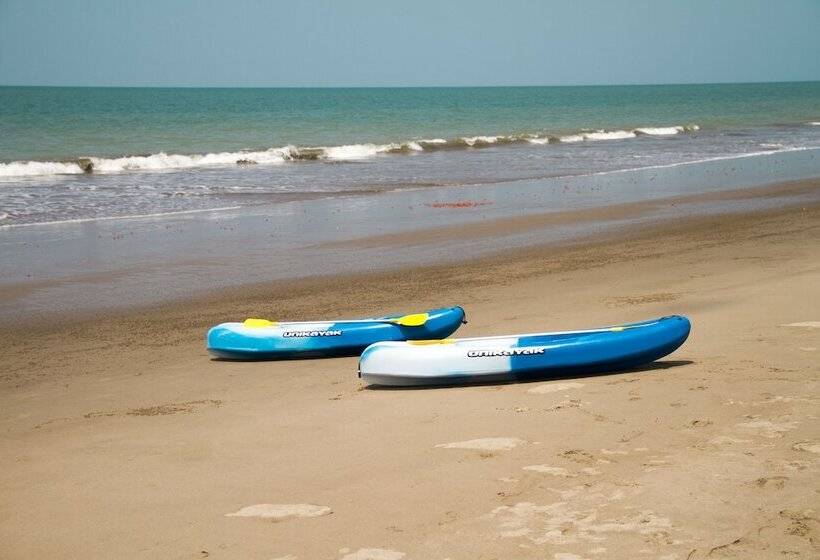 בית מלון כפרי Nauti K Beach