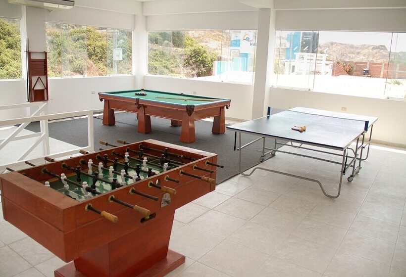 בית מלון כפרי Nauti K Beach