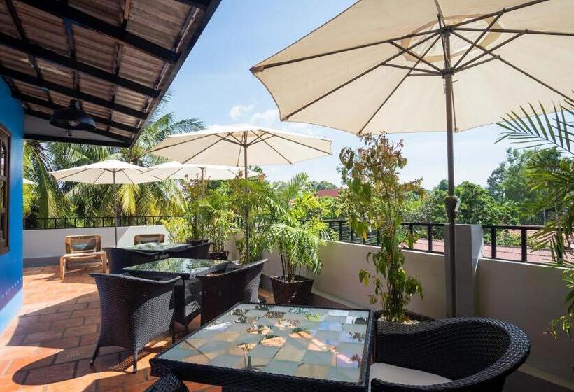 هتل River Retreat Boutique