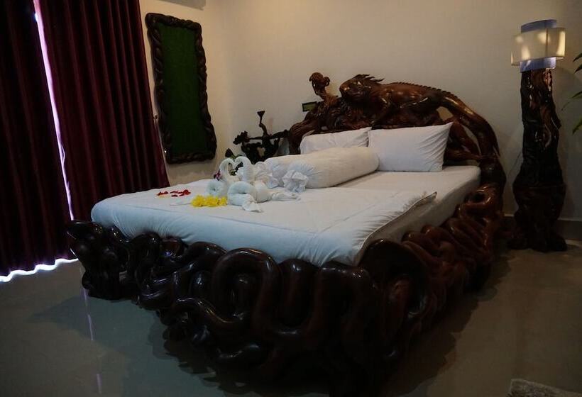 بنسيون Woodrootsbanteaychhmar