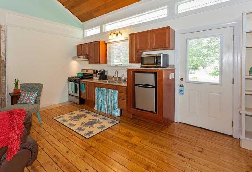 ベッドアンドブレックファースト The Inn At Tabbs Creek