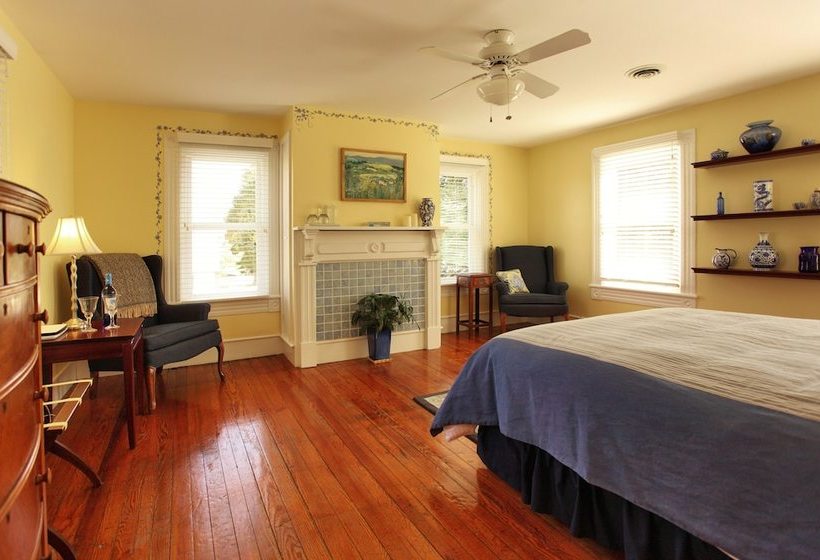 住宿加早餐  The Inn At Tabbs Creek