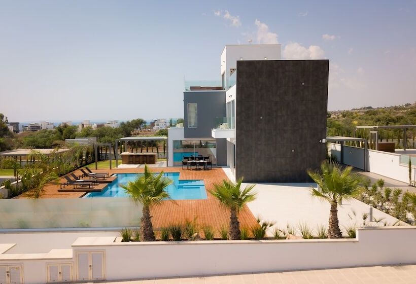 Cove Seaview Villas