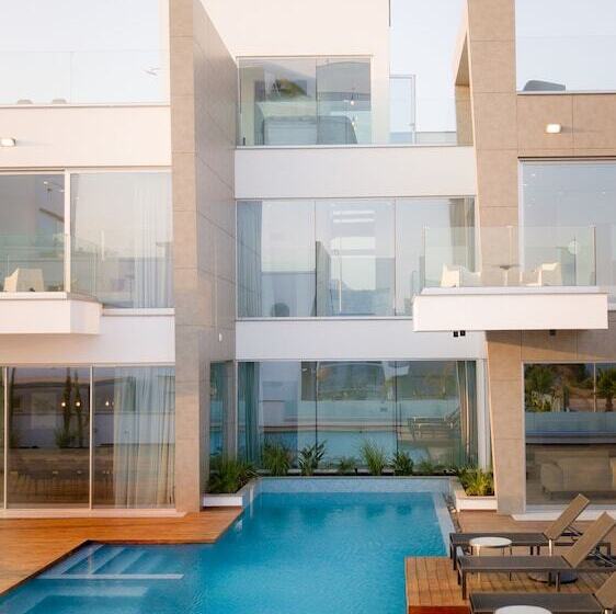 Cove Seaview Villas