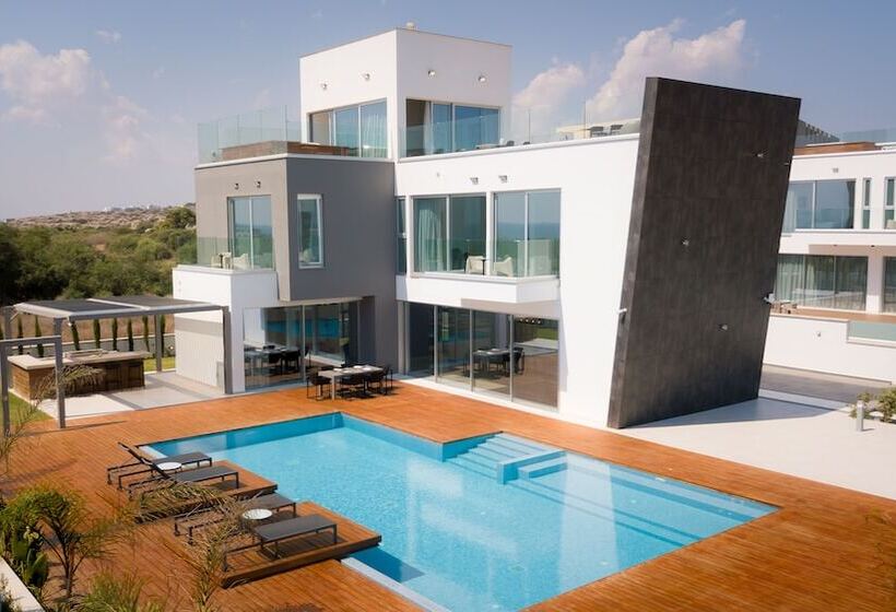 Cove Seaview Villas