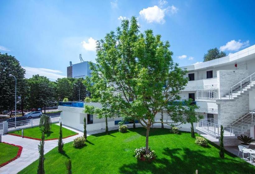 فندق Meduza Estival