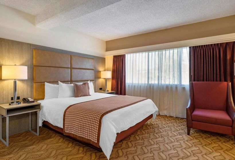 هتل Best Western Plus Thousand Oaks Inn