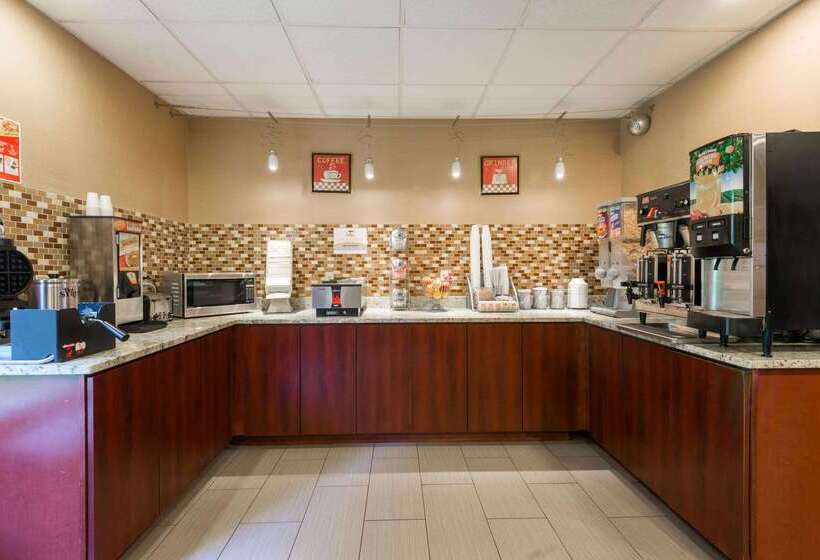 ホテル Super 8 By Wyndham Mars/cranberry/pittsburgh Area