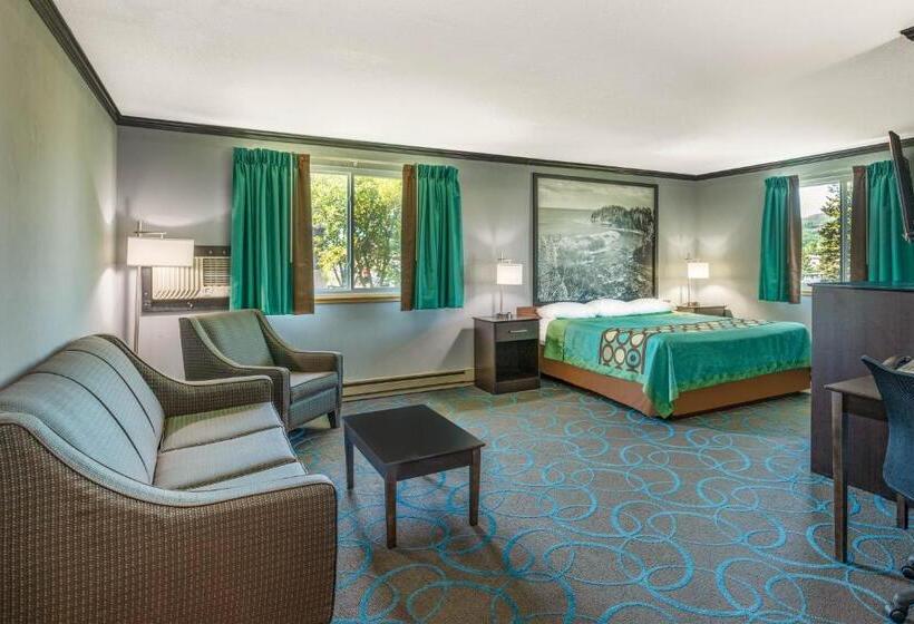 هتل Super 8 By Wyndham Duluth
