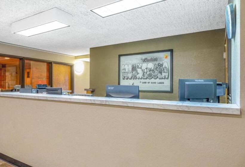 هتل Super 8 By Wyndham Duluth