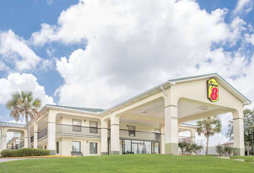 هتل Super 8 By Wyndham Mobile