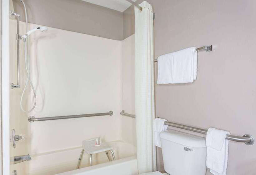 فندق Super 8 By Wyndham Rock Springs