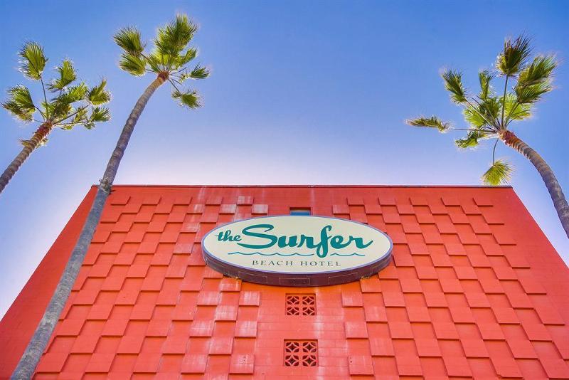 فندق Surfer Beach