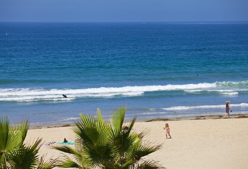 فندق Surfer Beach