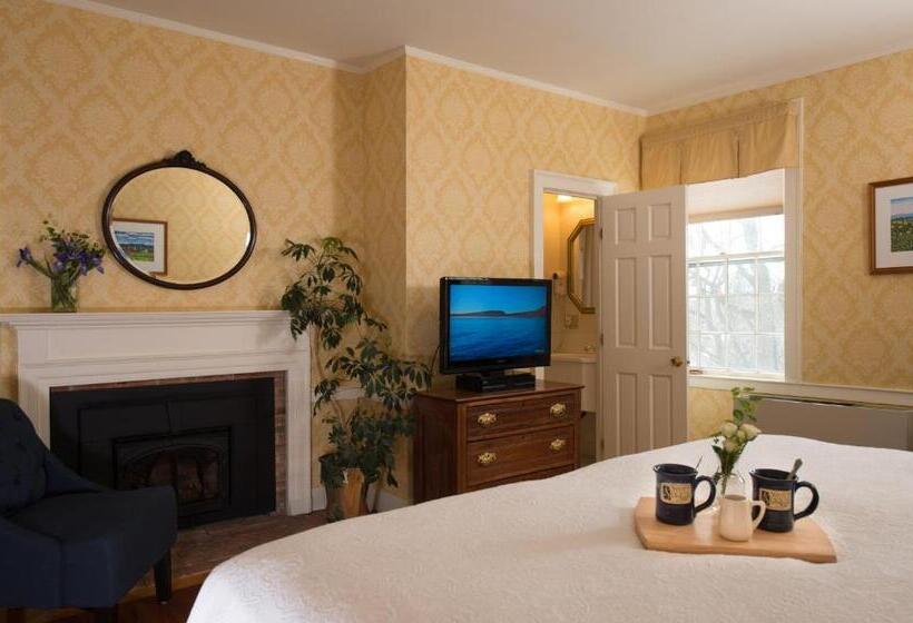 בית מלון כפרי Swift House Inn