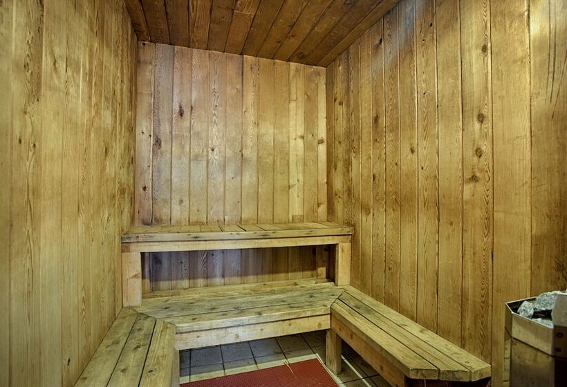 فندق Tarpon Shores Inn