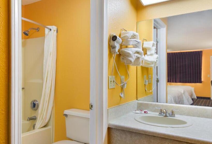 فندق على الطريق Americas Best Value Inn Darien