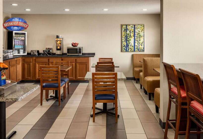 Мотель Baymont By Wyndham Cedar Rapids