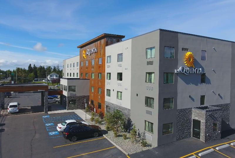 מוטל La Quinta By Wyndham Anchorage Airport
