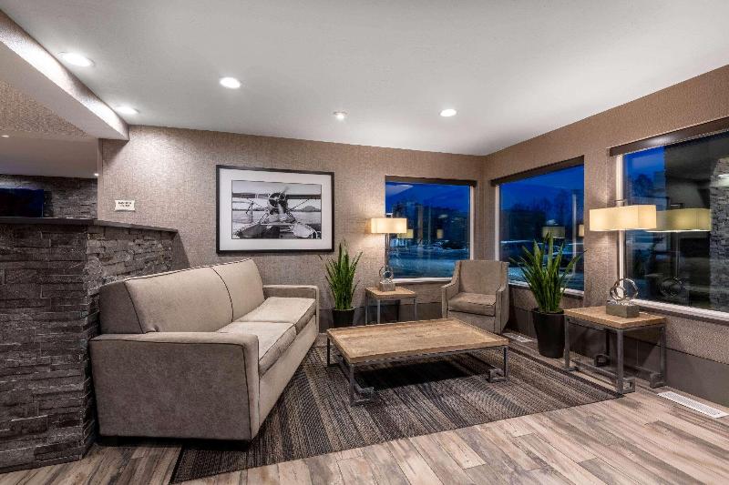 מוטל La Quinta By Wyndham Anchorage Airport