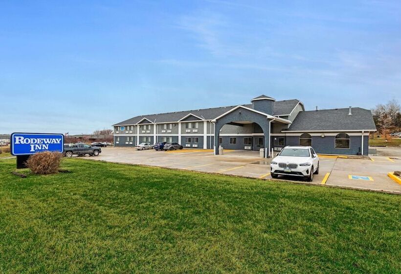 מוטל Rodeway Inn
