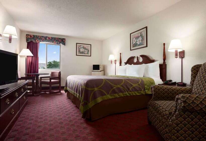 فندق على الطريق Super 8 By Wyndham Aurora/naperville Area