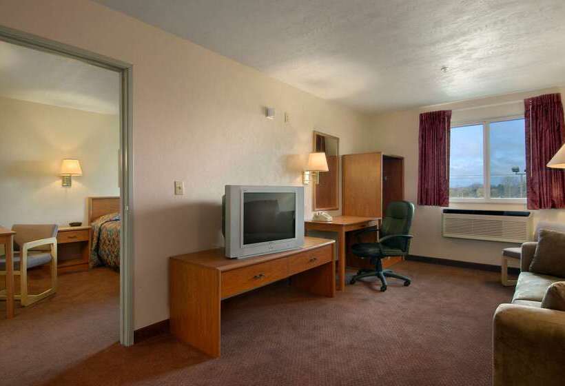 فندق على الطريق Super 8 By Wyndham Bellingham Airport/ferndale