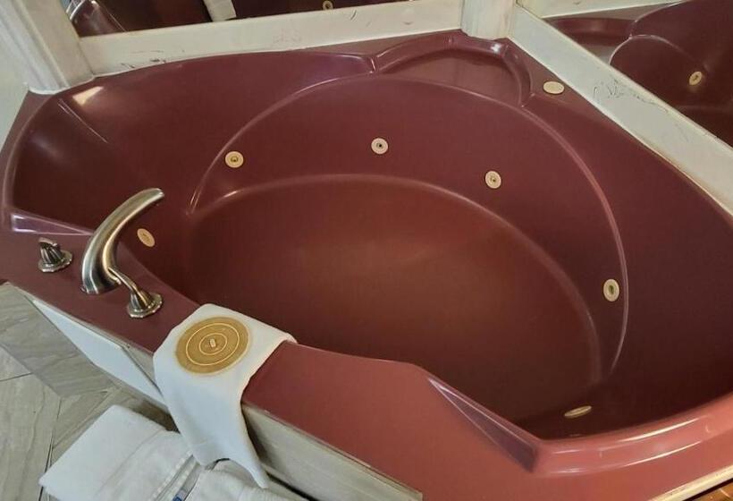 מוטל Super 8 By Wyndham Canton/livonia Area