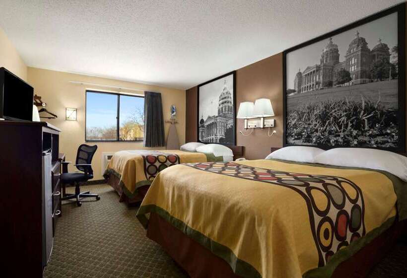 مُتل Super 8 By Wyndham Cedar Rapids