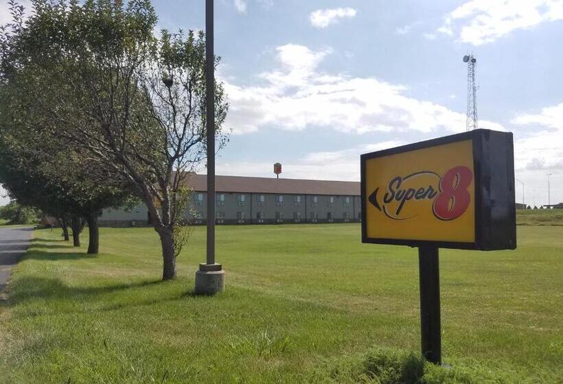 汽车旅馆  Super 8 By Wyndham Dekalb Il