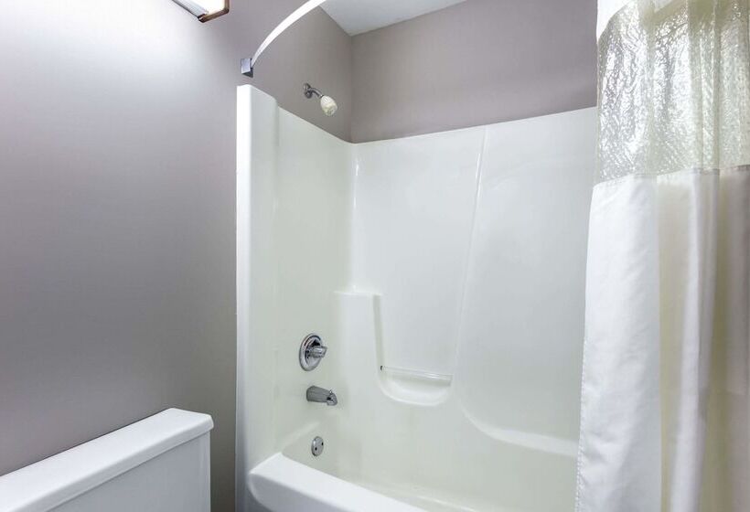 מוטל Super 8 By Wyndham Delavan Near Lake Geneva