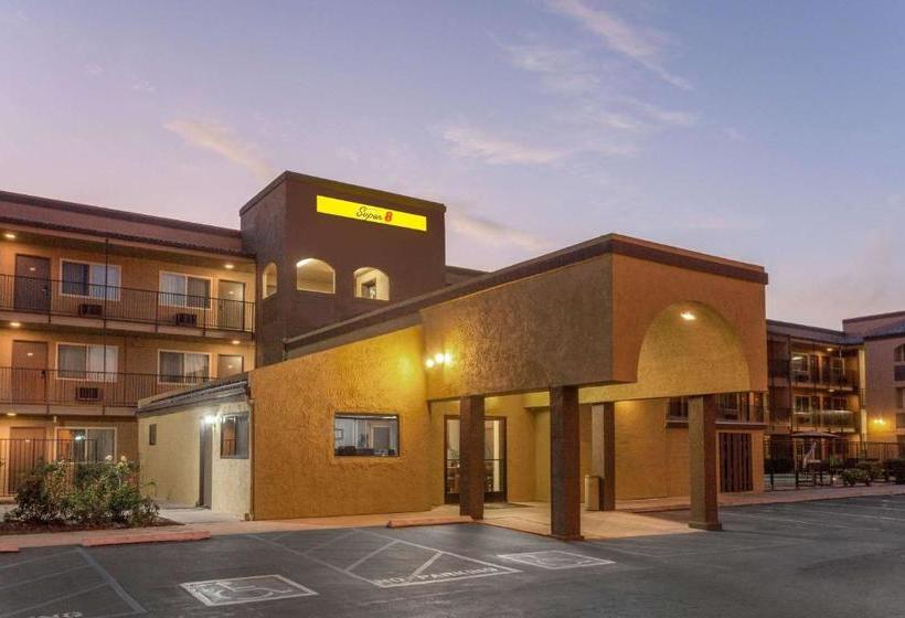 汽车旅馆  Hidden Valley