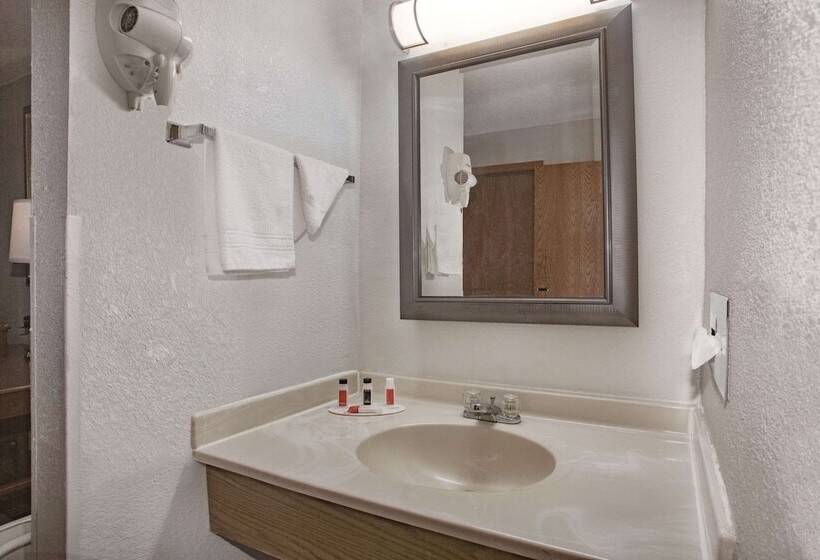 מוטל Super 8 By Wyndham Fort Madison