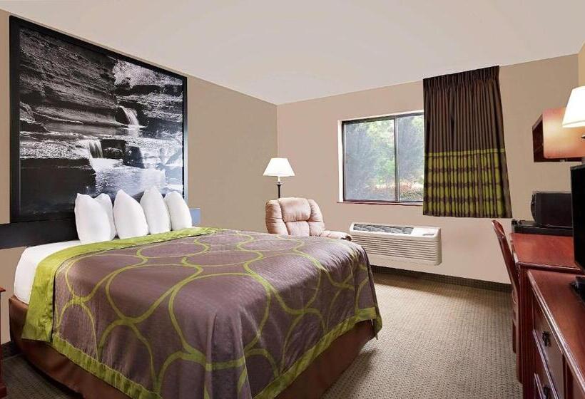 فندق على الطريق Super 8 By Wyndham Ithaca