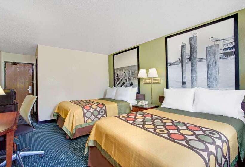 مُتل Super 8 By Wyndham Newport News/jefferson Ave