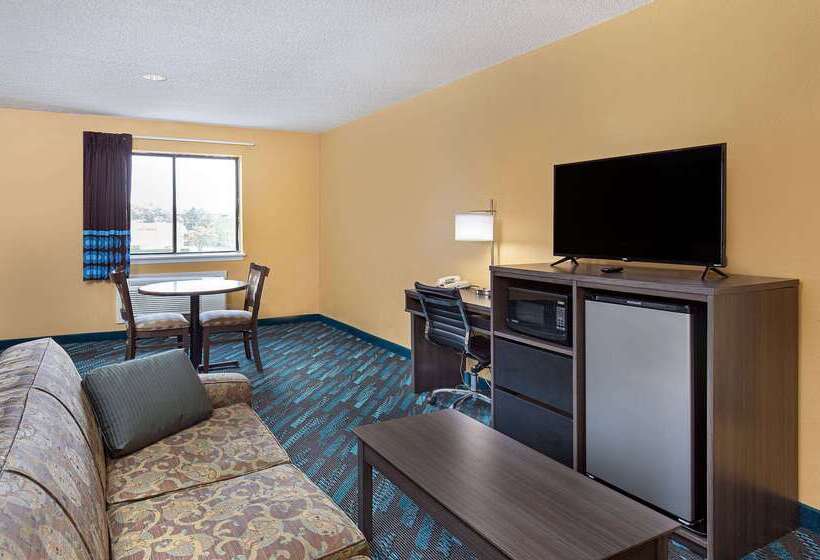 מוטל Super 8 By Wyndham Somerset