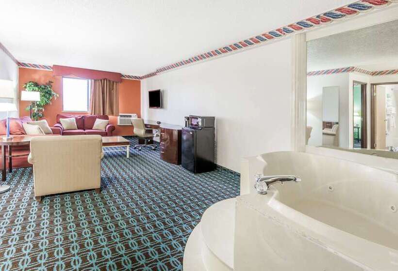 汽车旅馆  Super 8 By Wyndham Sterling Heights/detroit Area