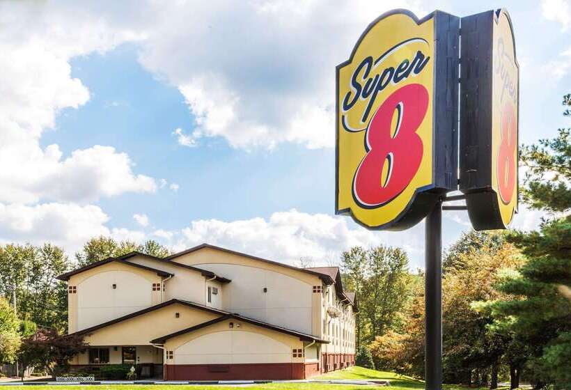 汽车旅馆  Super 8 By Wyndham Stroudsburg