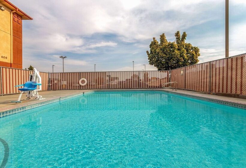 모텔 Super 8 By Wyndham The Dalles Or