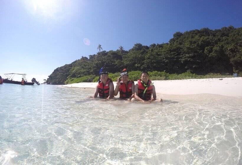 ホテル Go Deeper Tioman