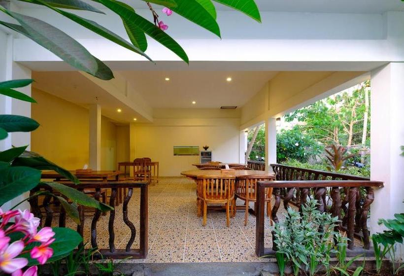 فندق صغير Sengkunyit Bukit Hotel By Oyo Rooms