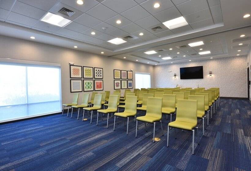 酒店 Holiday Inn Express & Suites Spring   Woodlands Area, An Ihg