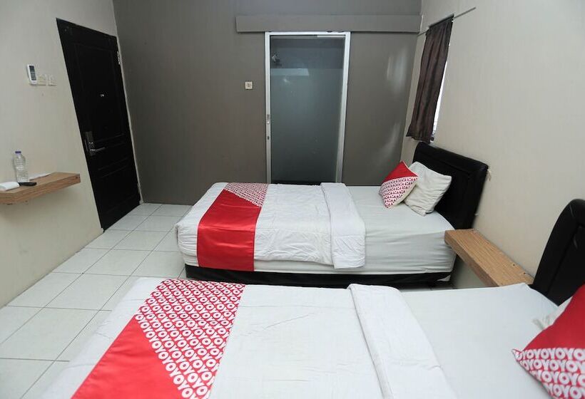 هتل Royal Borneo Guesthouse By Oyo Rooms