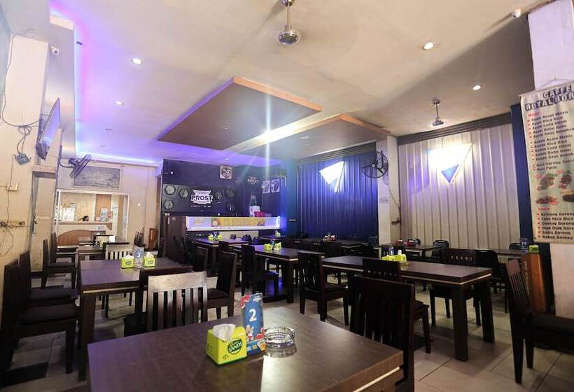 هتل Royal Borneo Guesthouse By Oyo Rooms